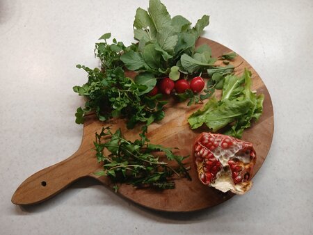 Solata z granatnim jabolkom