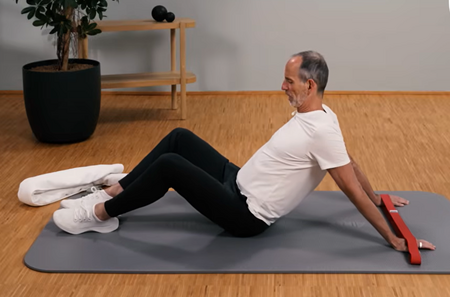 Raztezanje ramen nazaj