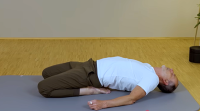 Raztezanje stegna in dimelj